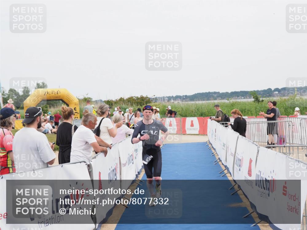 22.06.2025 - Viking Triathlon MichiJ http://msf.ph/oto/8077332 22.06.2025 14:35:16 Ziel 526 meine-sportfotos.de
