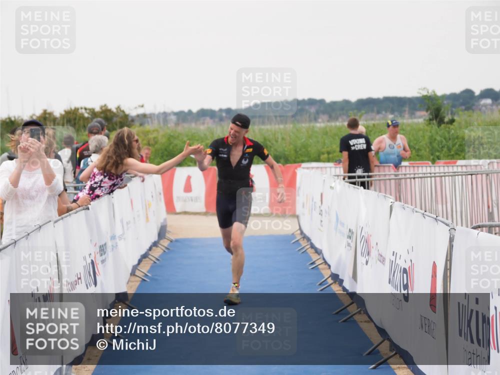 22.06.2025 - Viking Triathlon MichiJ http://msf.ph/oto/8077349 22.06.2025 16:02:44 Ziel 102 meine-sportfotos.de