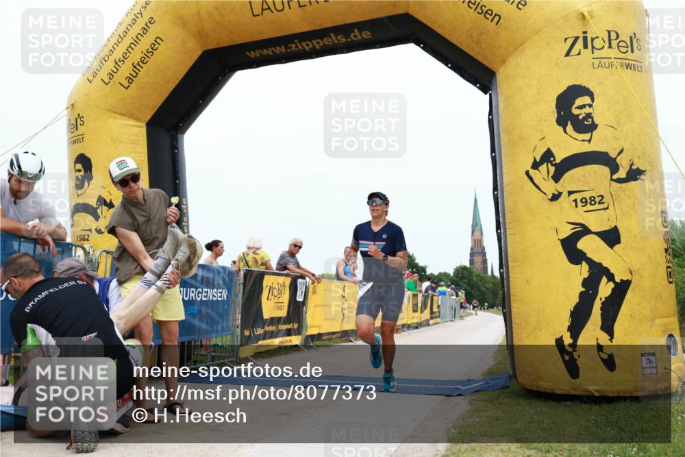 22.06.2025 - Viking Triathlon H.Heesch http://msf.ph/oto/8077373 22.06.2025 15:05:49 Laufen 301 meine-sportfotos.de