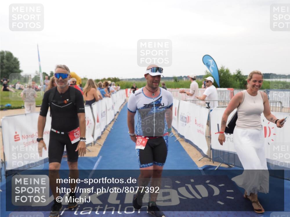 22.06.2025 - Viking Triathlon MichiJ http://msf.ph/oto/8077392 22.06.2025 15:54:48 Ziel 530, 627 meine-sportfotos.de