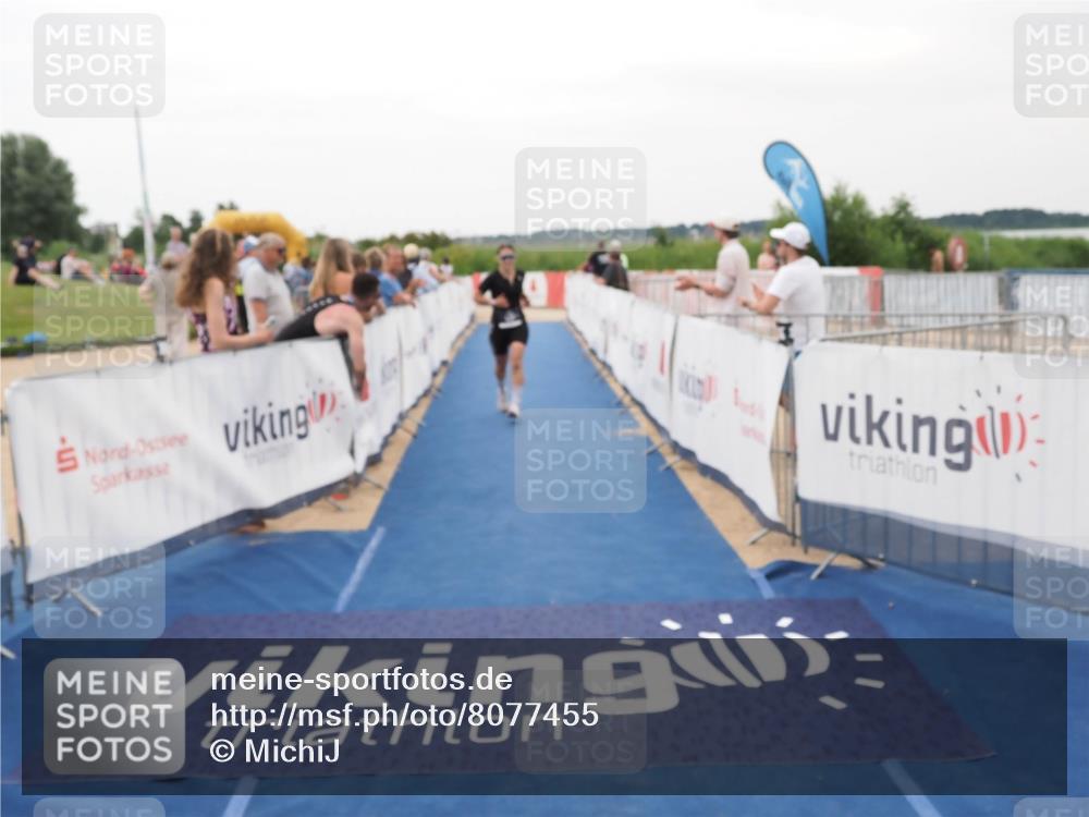 22.06.2025 - Viking Triathlon MichiJ http://msf.ph/oto/8077455 22.06.2025 15:54:52 Ziel 530, 627 meine-sportfotos.de