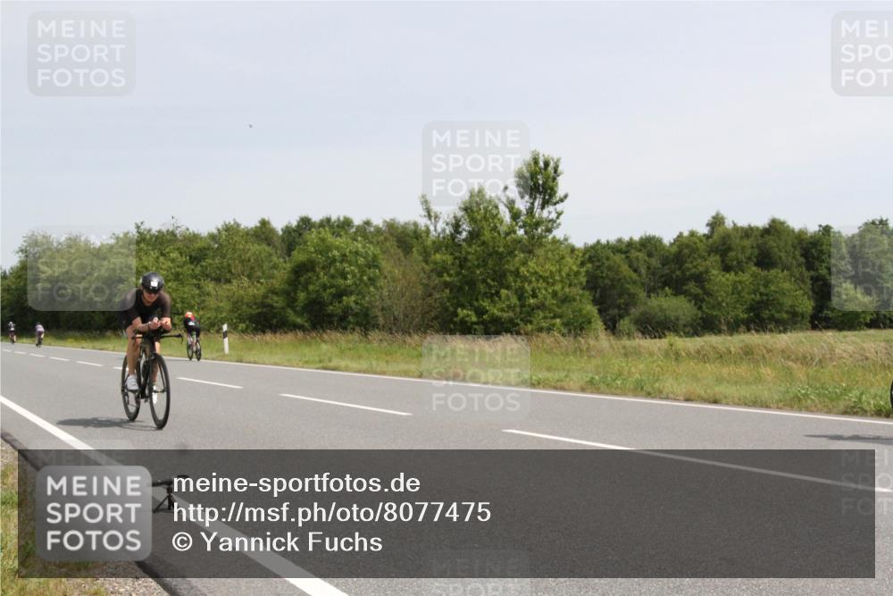 22.06.2025 - Viking Triathlon Yannick Fuchs http://msf.ph/oto/8077475 22.06.2025 12:02:51 Radfahren 19, 84, 122, 127, 137, 240, 244, 316, 377, 452, 531 meine-sportfotos.de