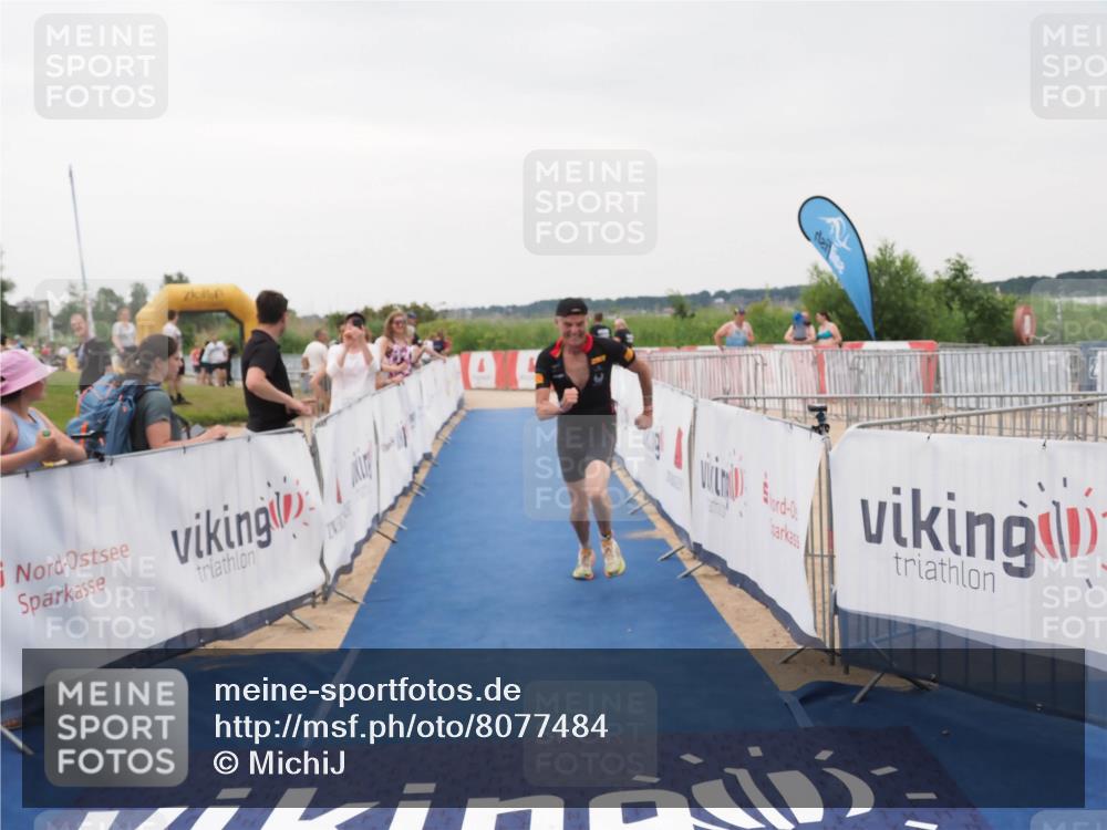 22.06.2025 - Viking Triathlon MichiJ http://msf.ph/oto/8077484 22.06.2025 16:02:46 Ziel 102 meine-sportfotos.de