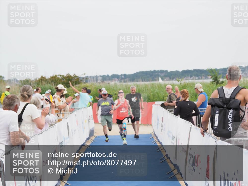 22.06.2025 - Viking Triathlon MichiJ http://msf.ph/oto/8077497 22.06.2025 14:35:59 Ziel 620 meine-sportfotos.de