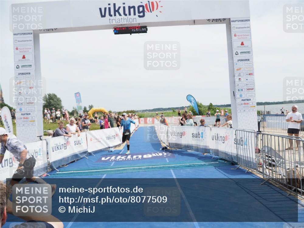 22.06.2025 - Viking Triathlon MichiJ http://msf.ph/oto/8077509 22.06.2025 14:04:21 Ziel 1, 414 meine-sportfotos.de