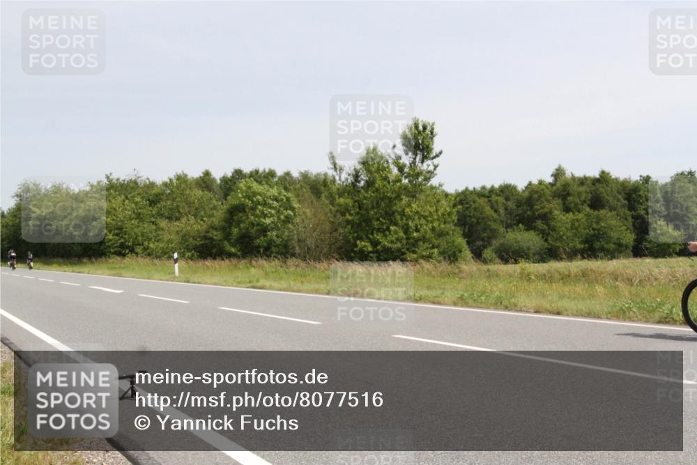 22.06.2025 - Viking Triathlon Yannick Fuchs http://msf.ph/oto/8077516 22.06.2025 12:03:00 Radfahren 39, 69, 617 meine-sportfotos.de