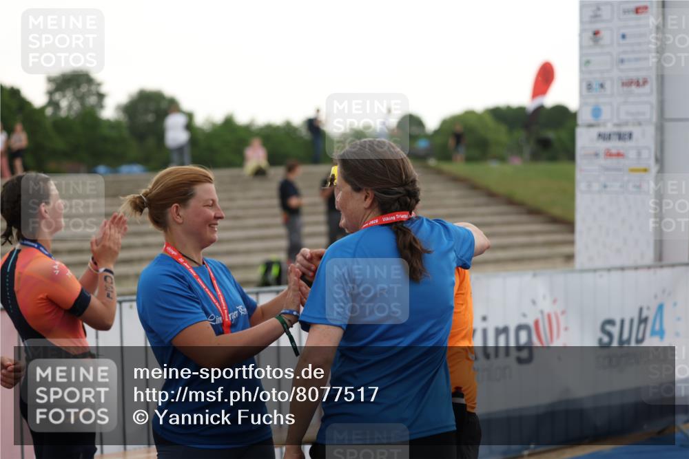 22.06.2025 - Viking Triathlon Yannick Fuchs http://msf.ph/oto/8077517 22.06.2025 16:28:07 Ziel 31, 285 meine-sportfotos.de