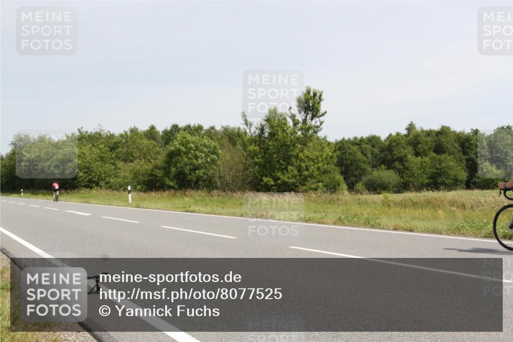 22.06.2025 - Viking Triathlon Yannick Fuchs http://msf.ph/oto/8077525 22.06.2025 12:03:05 Radfahren 10, 69, 168, 544, 617 meine-sportfotos.de