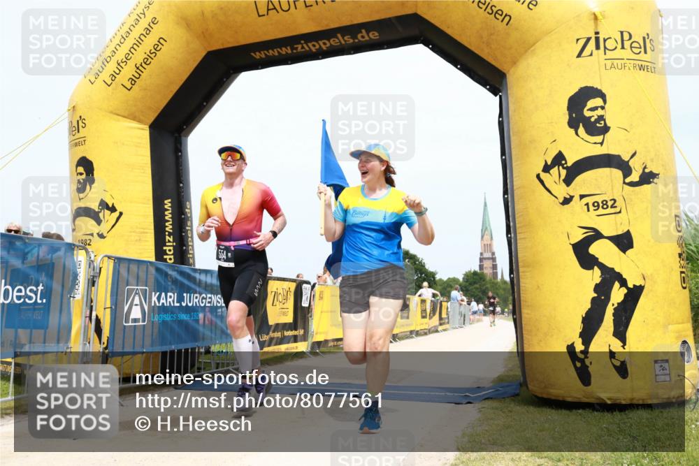 22.06.2025 - Viking Triathlon H.Heesch http://msf.ph/oto/8077561 22.06.2025 15:15:34 Laufen 554 meine-sportfotos.de