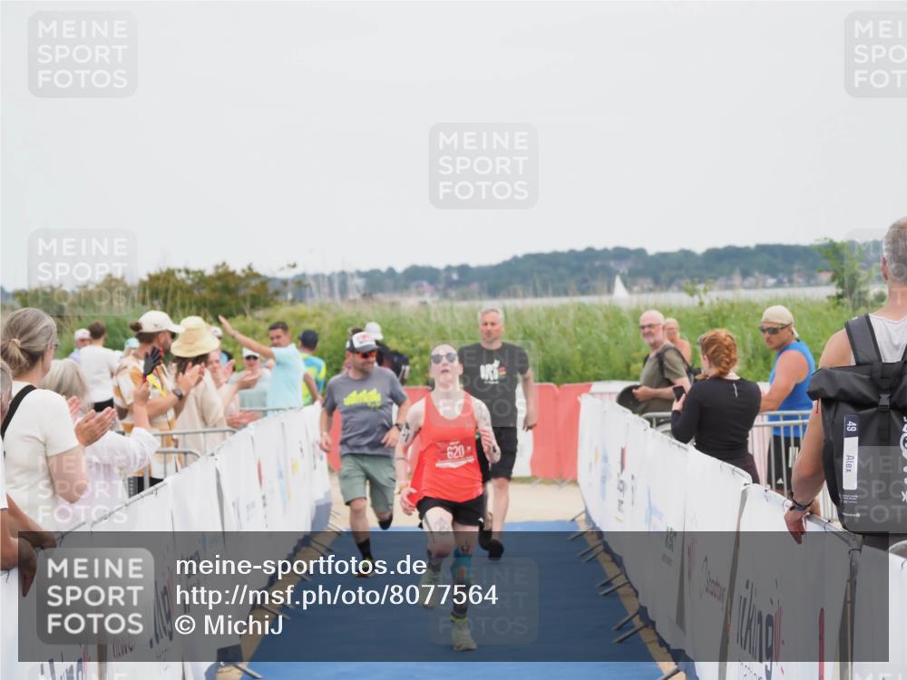 22.06.2025 - Viking Triathlon MichiJ http://msf.ph/oto/8077564 22.06.2025 14:36:00 Ziel 620 meine-sportfotos.de