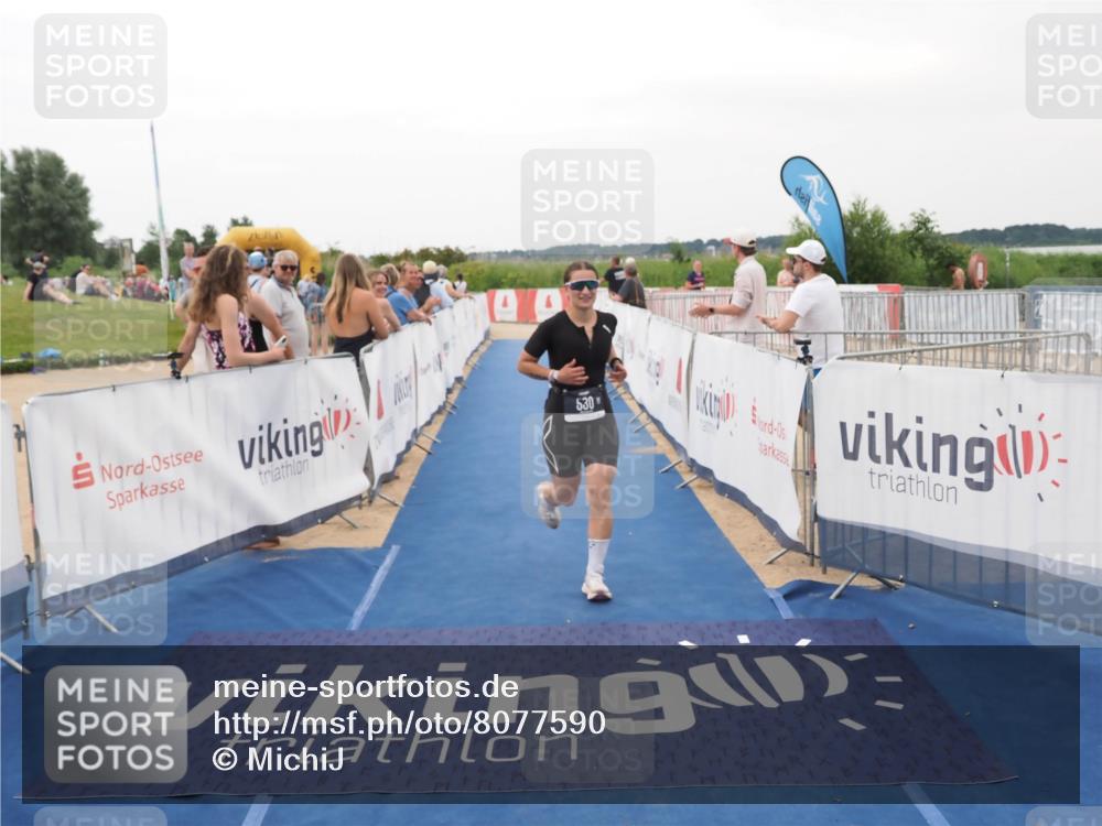 22.06.2025 - Viking Triathlon MichiJ http://msf.ph/oto/8077590 22.06.2025 15:54:53 Ziel 530 meine-sportfotos.de
