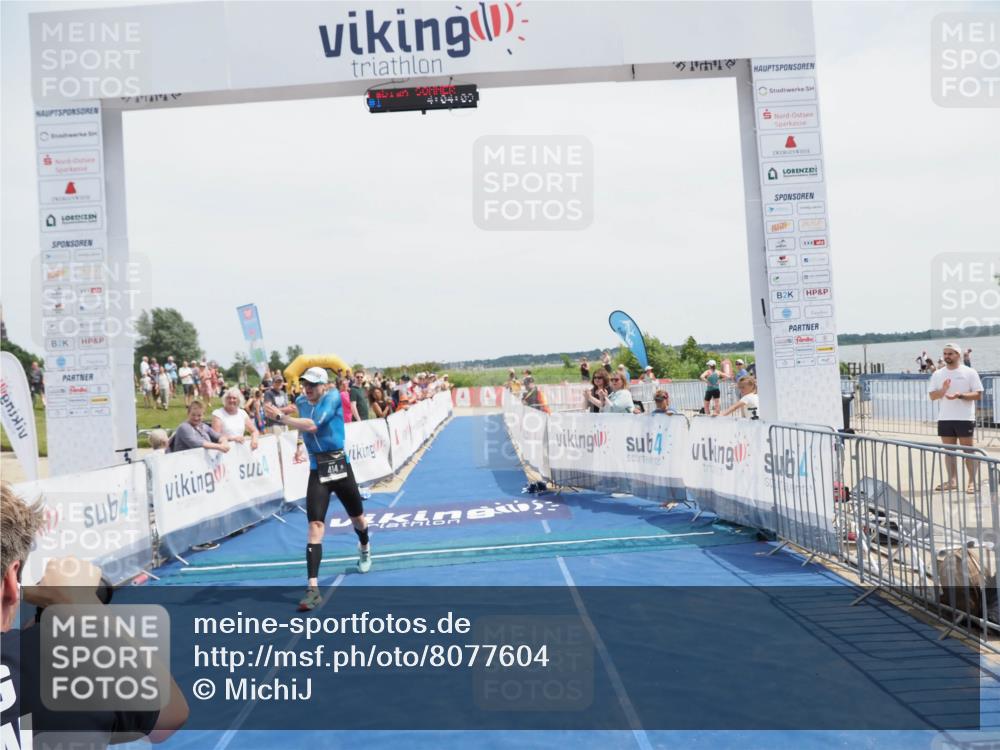22.06.2025 - Viking Triathlon MichiJ http://msf.ph/oto/8077604 22.06.2025 14:04:22 Ziel 414 meine-sportfotos.de