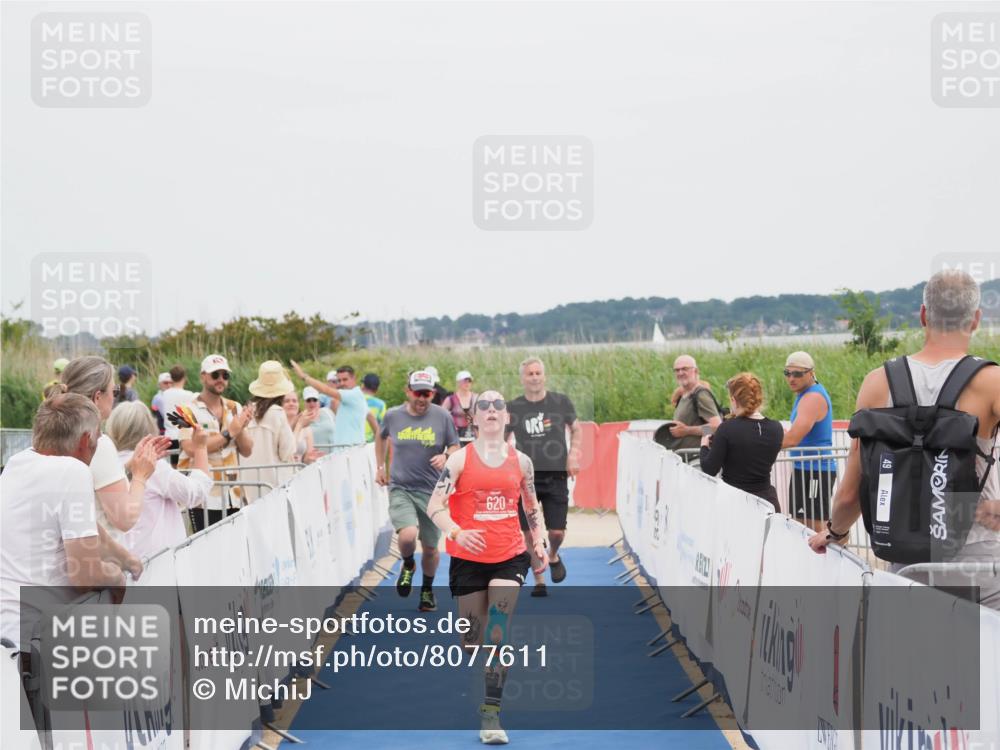 22.06.2025 - Viking Triathlon MichiJ http://msf.ph/oto/8077611 22.06.2025 14:36:00 Ziel 620 meine-sportfotos.de
