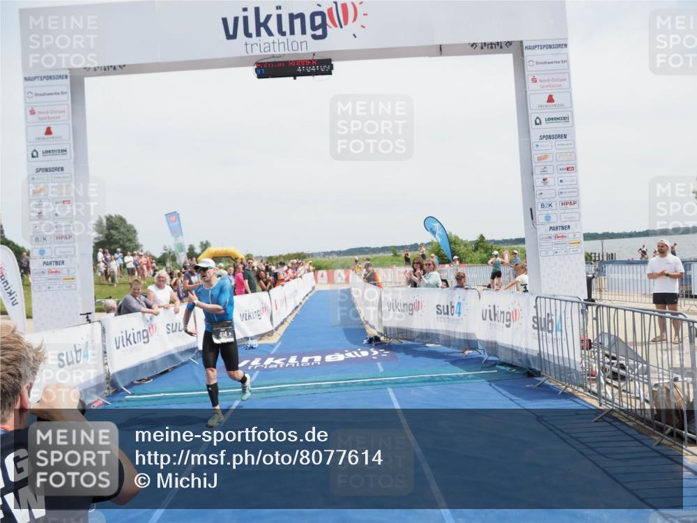 22.06.2025 - Viking Triathlon MichiJ http://msf.ph/oto/8077614 22.06.2025 14:04:22 Ziel 414 meine-sportfotos.de