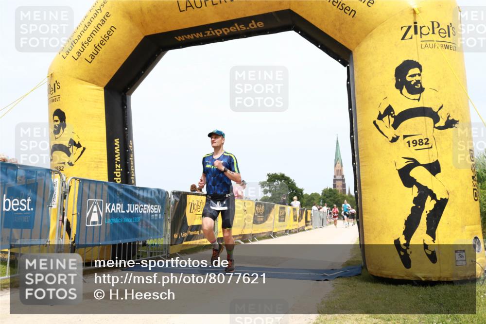 22.06.2025 - Viking Triathlon H.Heesch http://msf.ph/oto/8077621 22.06.2025 15:16:35 Laufen 41 meine-sportfotos.de