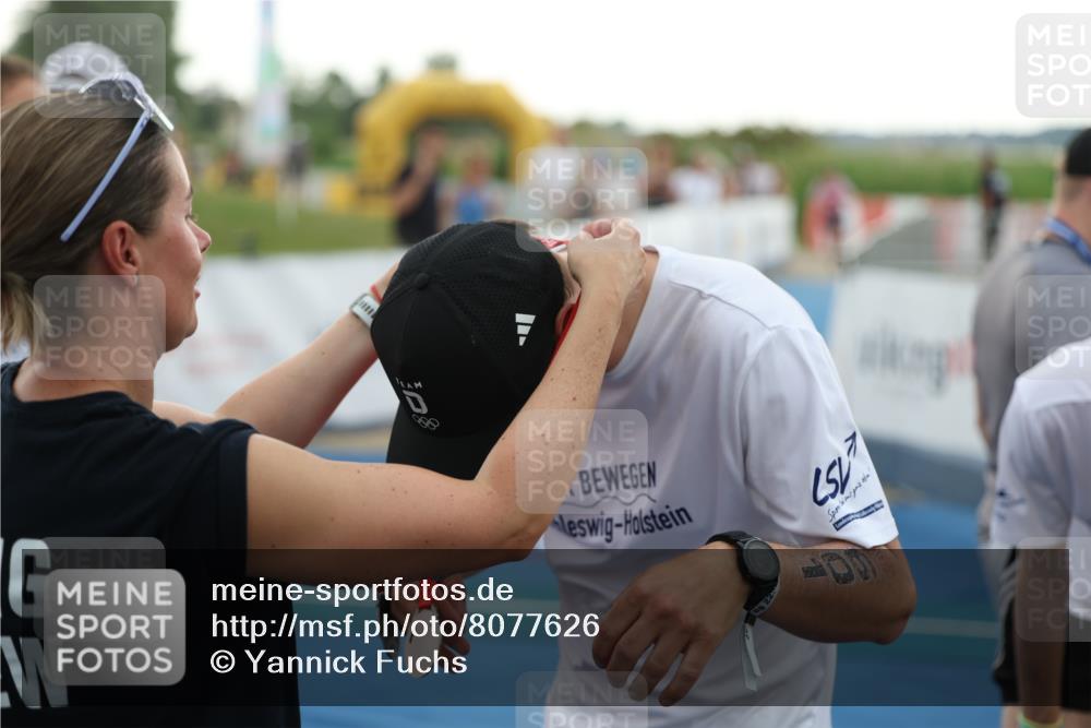 22.06.2025 - Viking Triathlon Yannick Fuchs http://msf.ph/oto/8077626 22.06.2025 16:28:21 Ziel  meine-sportfotos.de