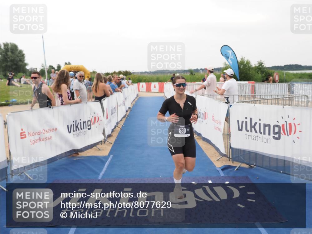 22.06.2025 - Viking Triathlon MichiJ http://msf.ph/oto/8077629 22.06.2025 15:54:54 Ziel 530 meine-sportfotos.de