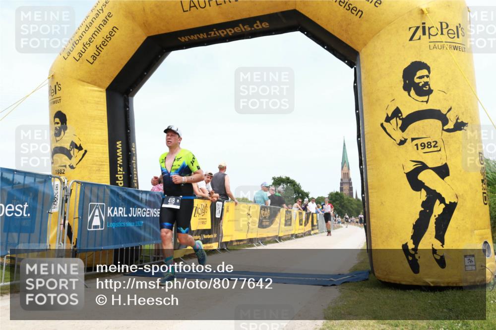 22.06.2025 - Viking Triathlon H.Heesch http://msf.ph/oto/8077642 22.06.2025 14:30:25 Laufen 81, 156, 418 meine-sportfotos.de