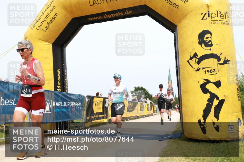 22.06.2025 - Viking Triathlon H.Heesch http://msf.ph/oto/8077644 22.06.2025 15:16:46 Laufen 256, 290, 390, 484 meine-sportfotos.de