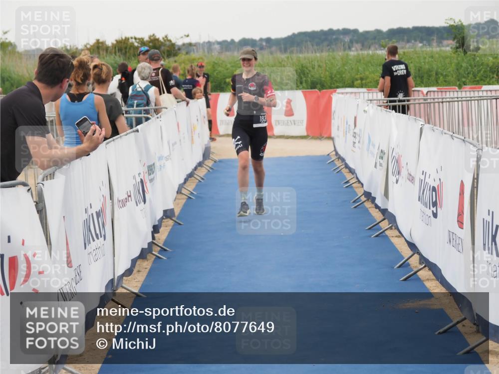 22.06.2025 - Viking Triathlon MichiJ http://msf.ph/oto/8077649 22.06.2025 16:02:54 Ziel 183 meine-sportfotos.de