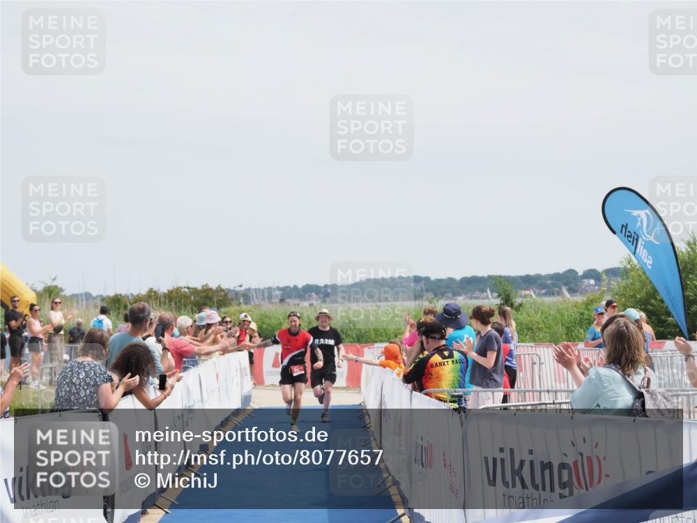 22.06.2025 - Viking Triathlon MichiJ http://msf.ph/oto/8077657 22.06.2025 14:09:42 Ziel 641 meine-sportfotos.de