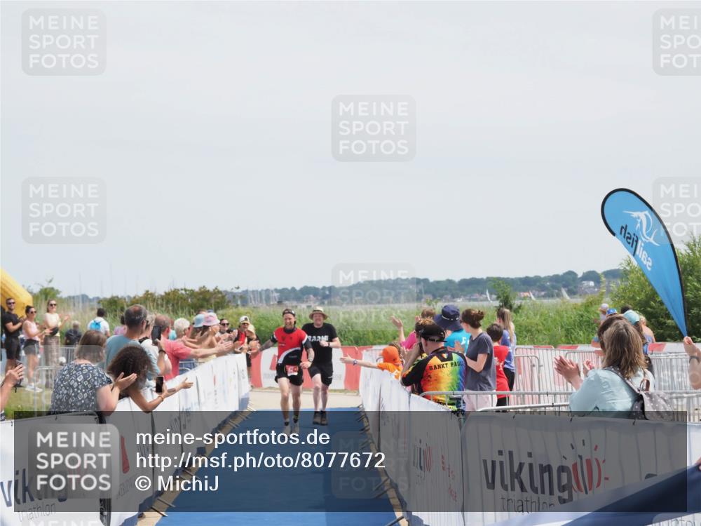 22.06.2025 - Viking Triathlon MichiJ http://msf.ph/oto/8077672 22.06.2025 14:09:42 Ziel 641 meine-sportfotos.de
