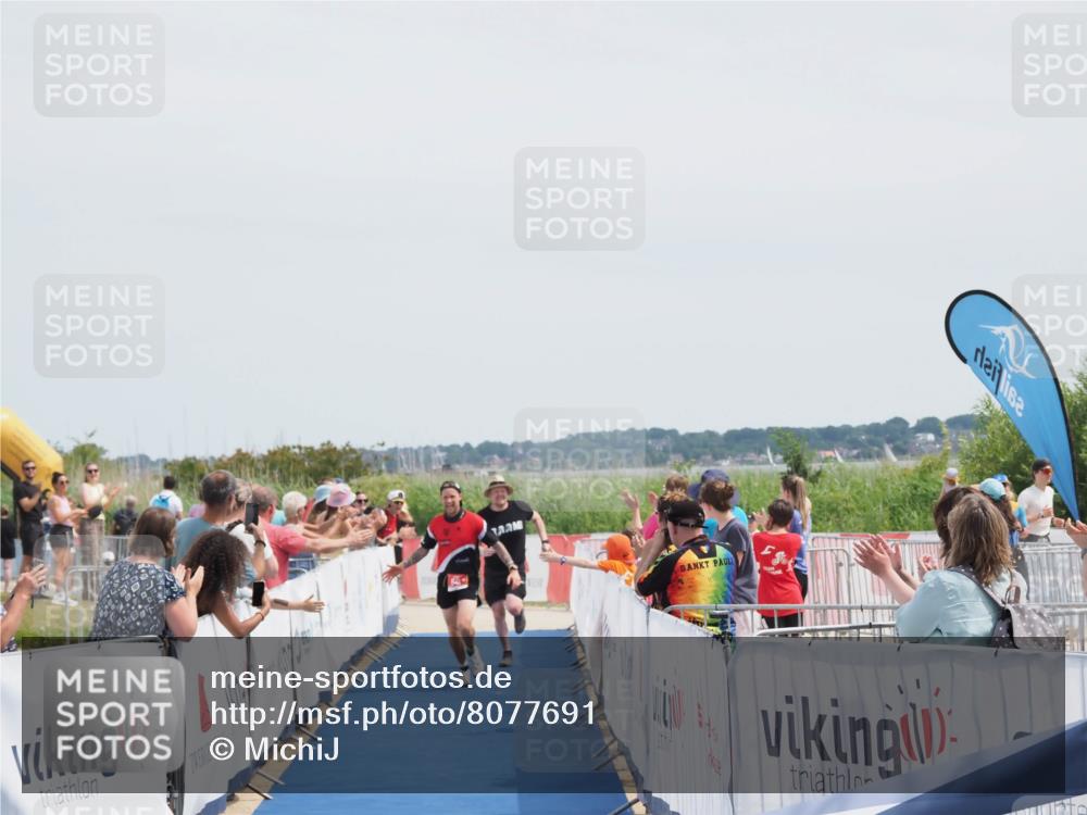 22.06.2025 - Viking Triathlon MichiJ http://msf.ph/oto/8077691 22.06.2025 14:09:43 Ziel 641 meine-sportfotos.de