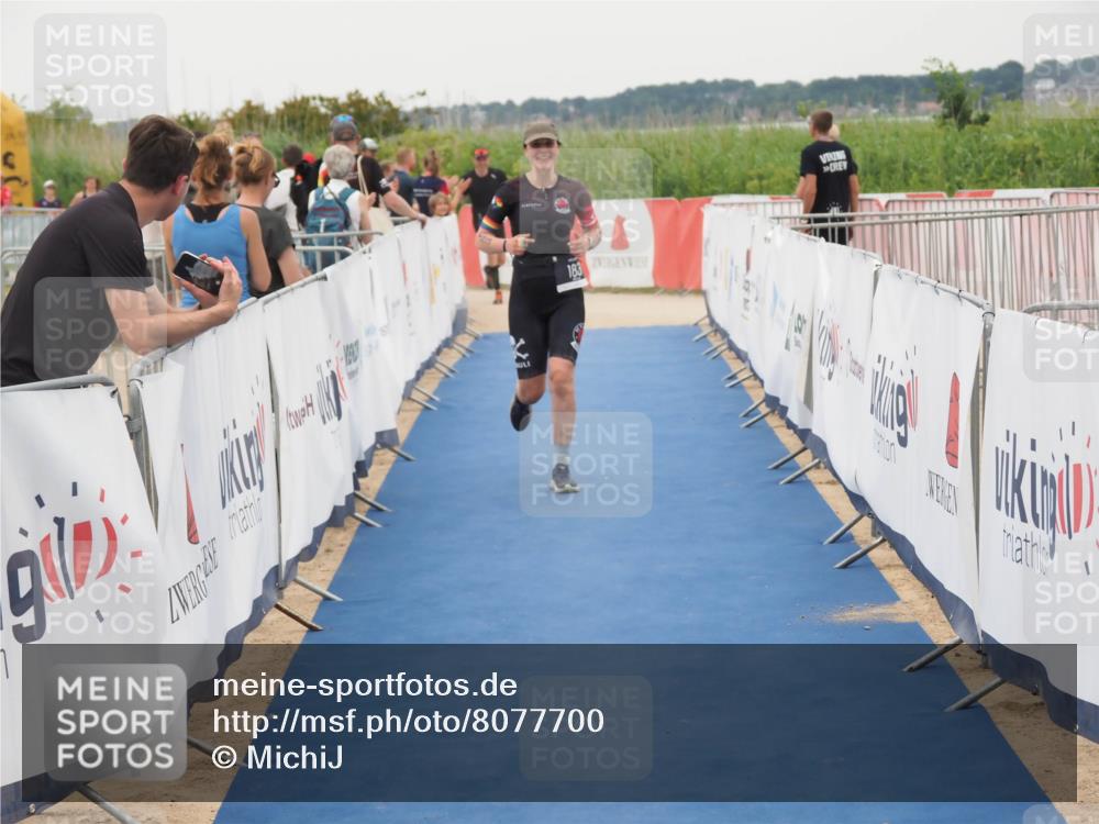 22.06.2025 - Viking Triathlon MichiJ http://msf.ph/oto/8077700 22.06.2025 16:02:55 Ziel 183 meine-sportfotos.de