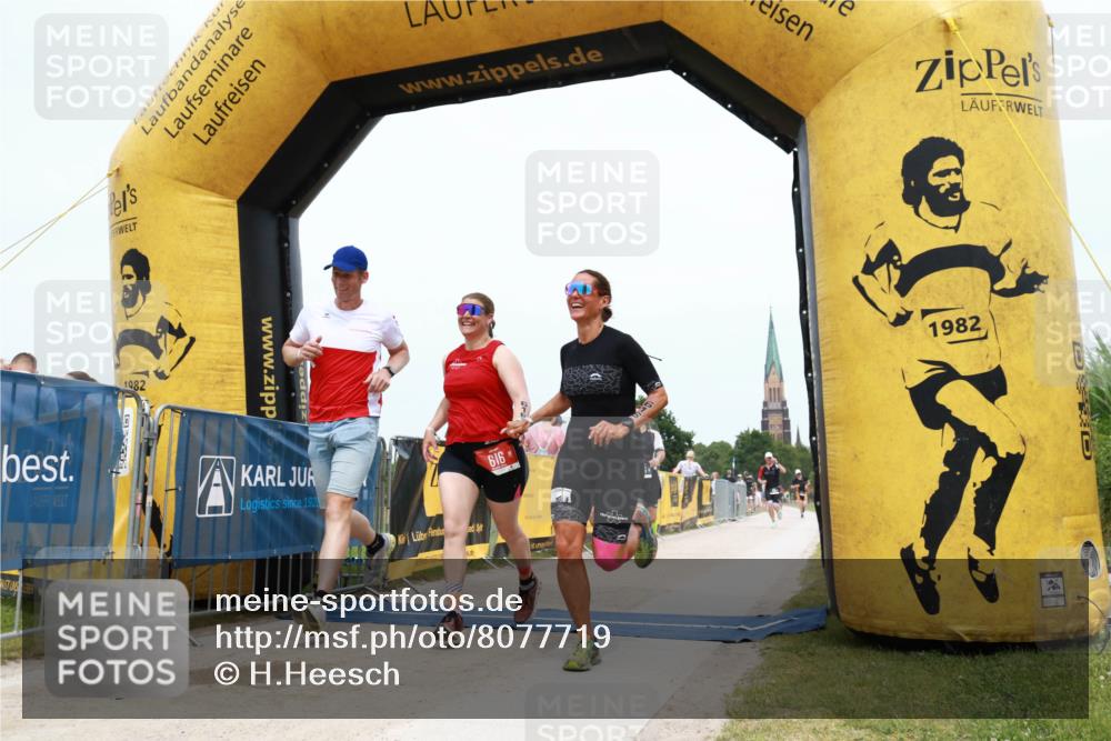 22.06.2025 - Viking Triathlon H.Heesch http://msf.ph/oto/8077719 22.06.2025 15:17:54 Laufen 616 meine-sportfotos.de