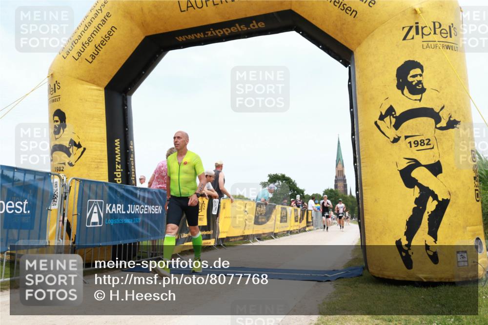 22.06.2025 - Viking Triathlon H.Heesch http://msf.ph/oto/8077768 22.06.2025 14:32:07 Laufen 263, 268 meine-sportfotos.de
