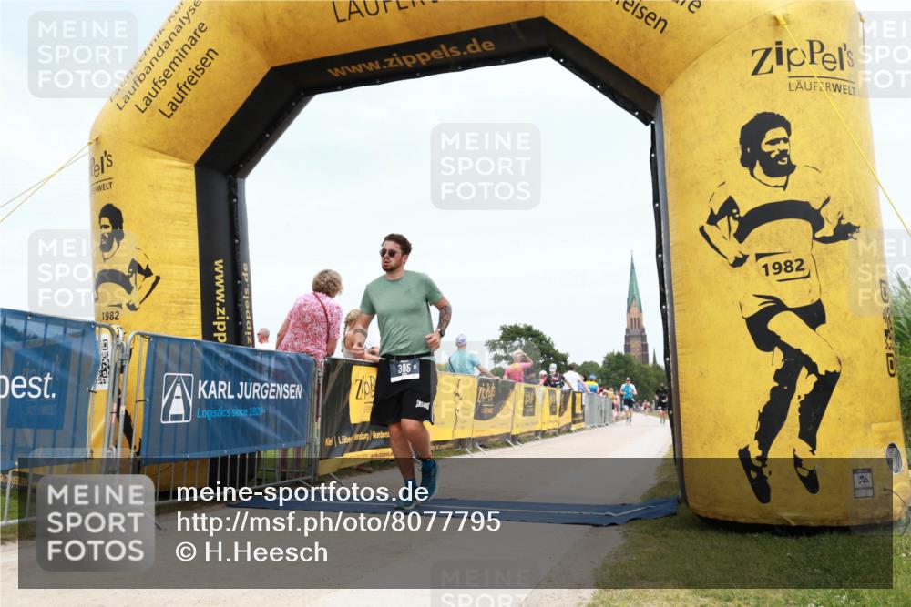 22.06.2025 - Viking Triathlon H.Heesch http://msf.ph/oto/8077795 22.06.2025 14:32:19 Laufen 264, 305, 374, 481 meine-sportfotos.de
