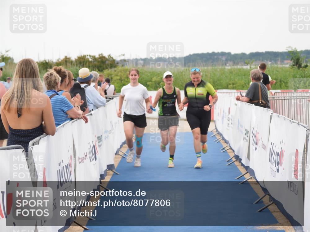 22.06.2025 - Viking Triathlon MichiJ http://msf.ph/oto/8077806 22.06.2025 15:55:06 Ziel 636 meine-sportfotos.de