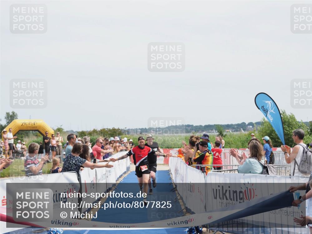 22.06.2025 - Viking Triathlon MichiJ http://msf.ph/oto/8077825 22.06.2025 14:09:44 Ziel 641 meine-sportfotos.de