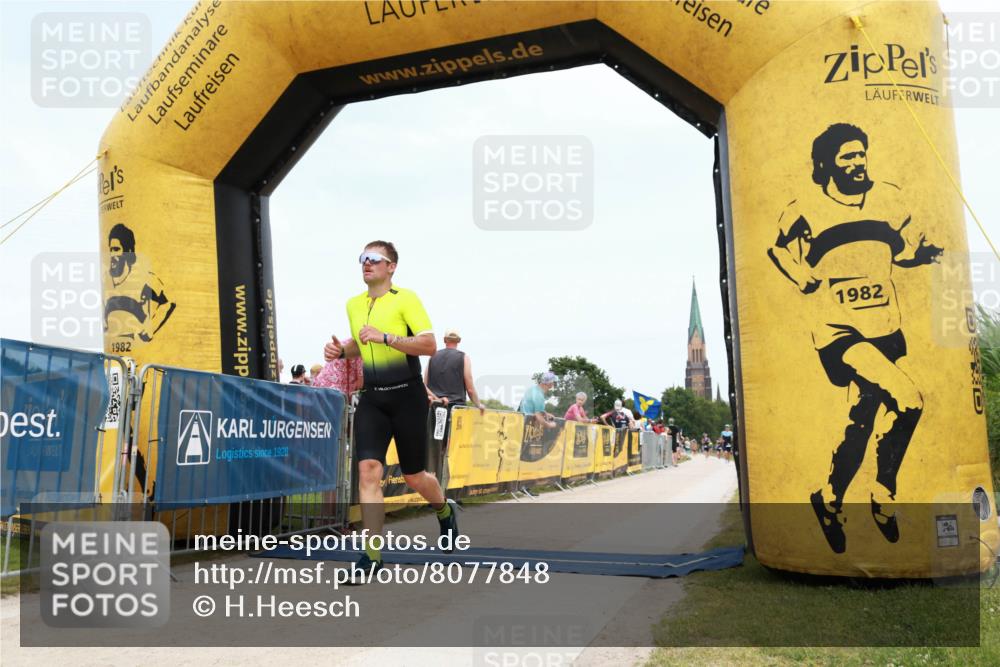 22.06.2025 - Viking Triathlon H.Heesch http://msf.ph/oto/8077848 22.06.2025 14:33:14 Laufen 312 meine-sportfotos.de