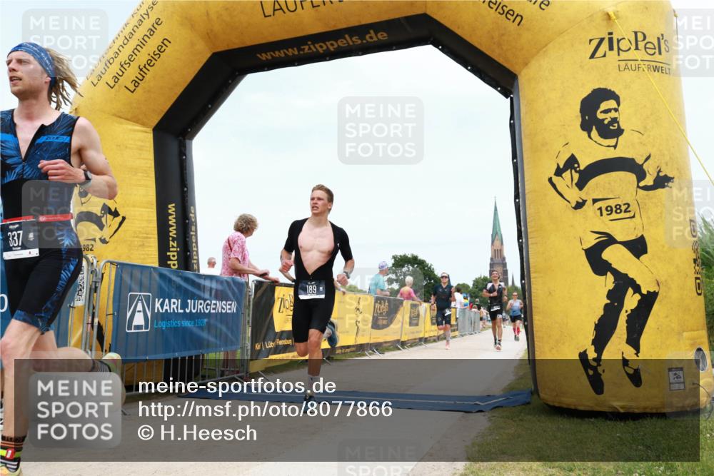 22.06.2025 - Viking Triathlon H.Heesch http://msf.ph/oto/8077866 22.06.2025 14:33:33 Laufen 152, 189, 337 meine-sportfotos.de