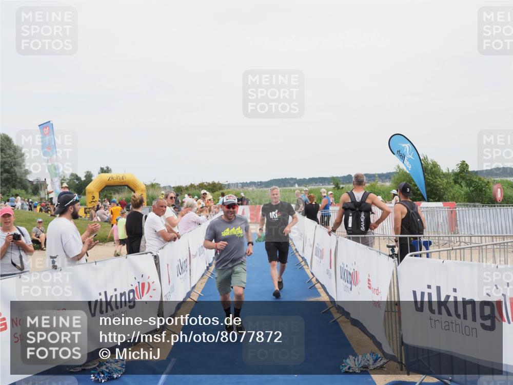 22.06.2025 - Viking Triathlon MichiJ http://msf.ph/oto/8077872 22.06.2025 14:36:03 Ziel 620 meine-sportfotos.de