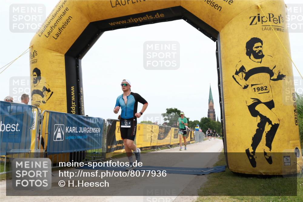 22.06.2025 - Viking Triathlon H.Heesch http://msf.ph/oto/8077936 22.06.2025 15:22:08 Laufen 65, 121 meine-sportfotos.de