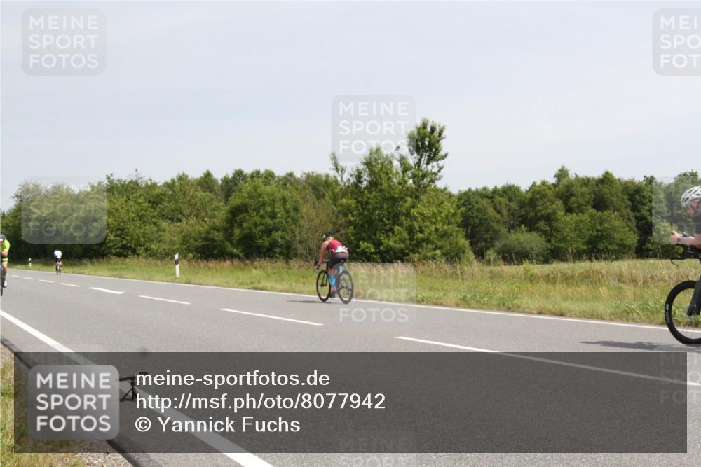 22.06.2025 - Viking Triathlon Yannick Fuchs http://msf.ph/oto/8077942 22.06.2025 12:05:06 Radfahren 155, 169, 418, 507, 525, 547 meine-sportfotos.de