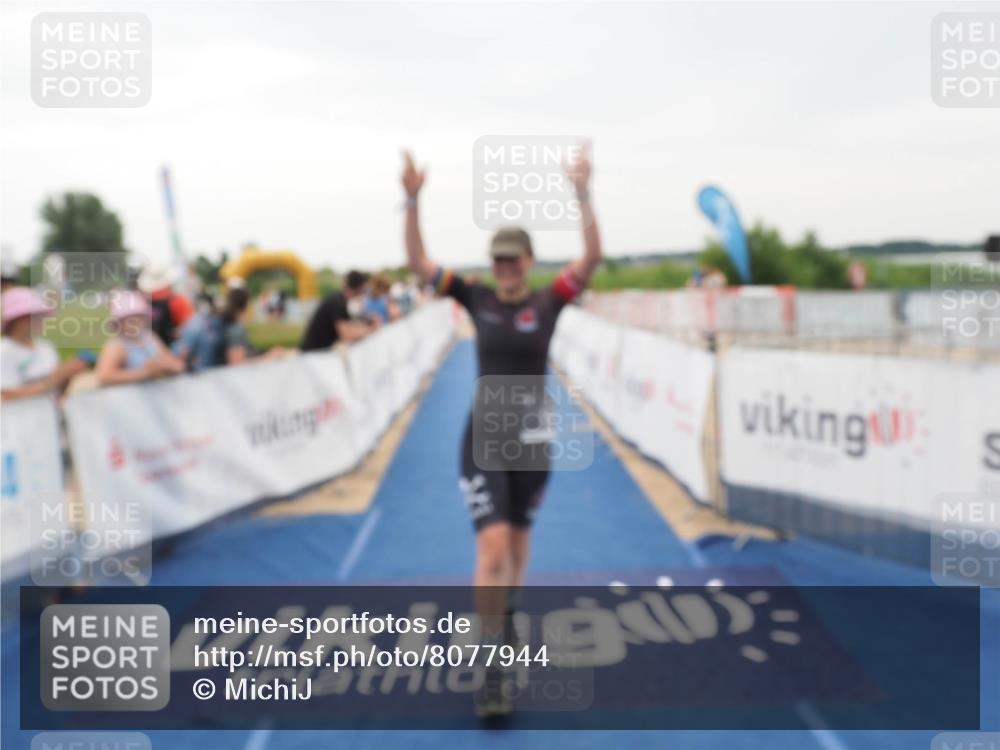 22.06.2025 - Viking Triathlon MichiJ http://msf.ph/oto/8077944 22.06.2025 16:02:58 Ziel 183, 403 meine-sportfotos.de