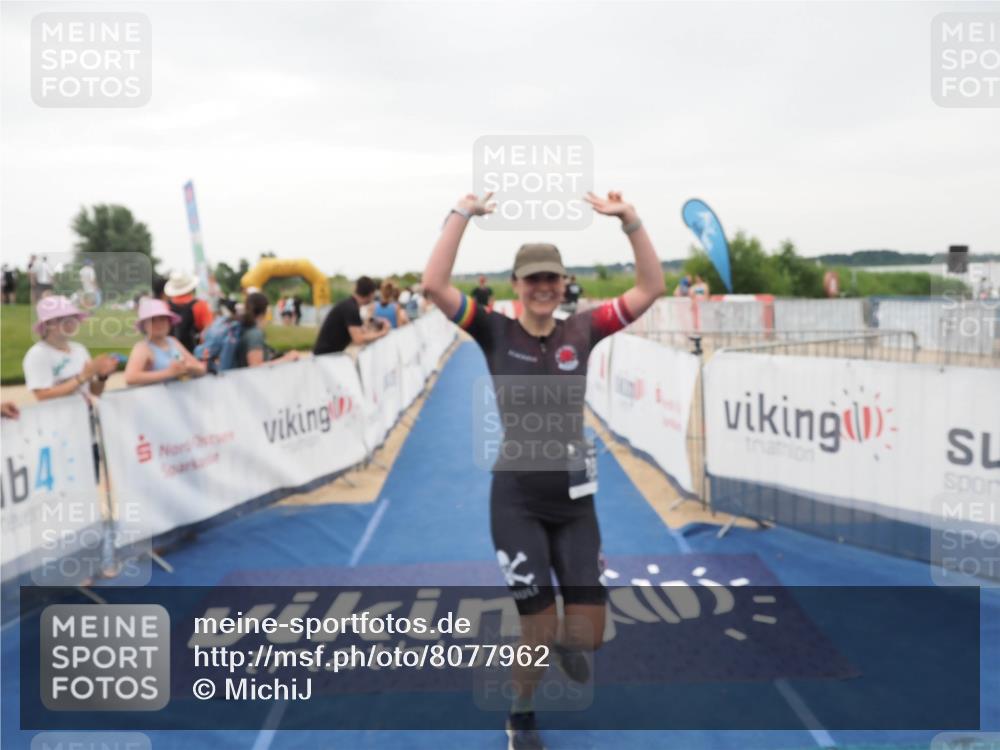 22.06.2025 - Viking Triathlon MichiJ http://msf.ph/oto/8077962 22.06.2025 16:02:58 Ziel 183, 403 meine-sportfotos.de