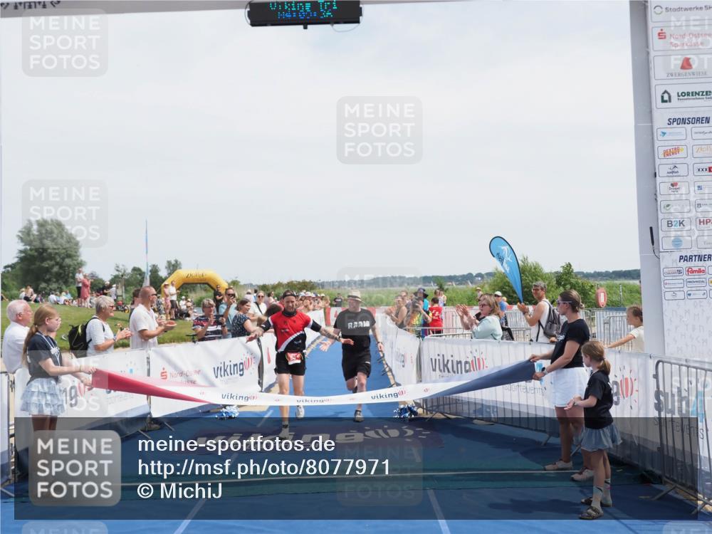 22.06.2025 - Viking Triathlon MichiJ http://msf.ph/oto/8077971 22.06.2025 14:09:46 Ziel 641 meine-sportfotos.de