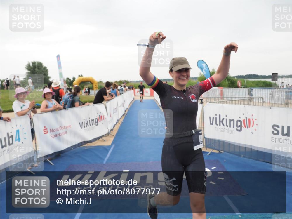 22.06.2025 - Viking Triathlon MichiJ http://msf.ph/oto/8077977 22.06.2025 16:02:58 Ziel 183, 403 meine-sportfotos.de