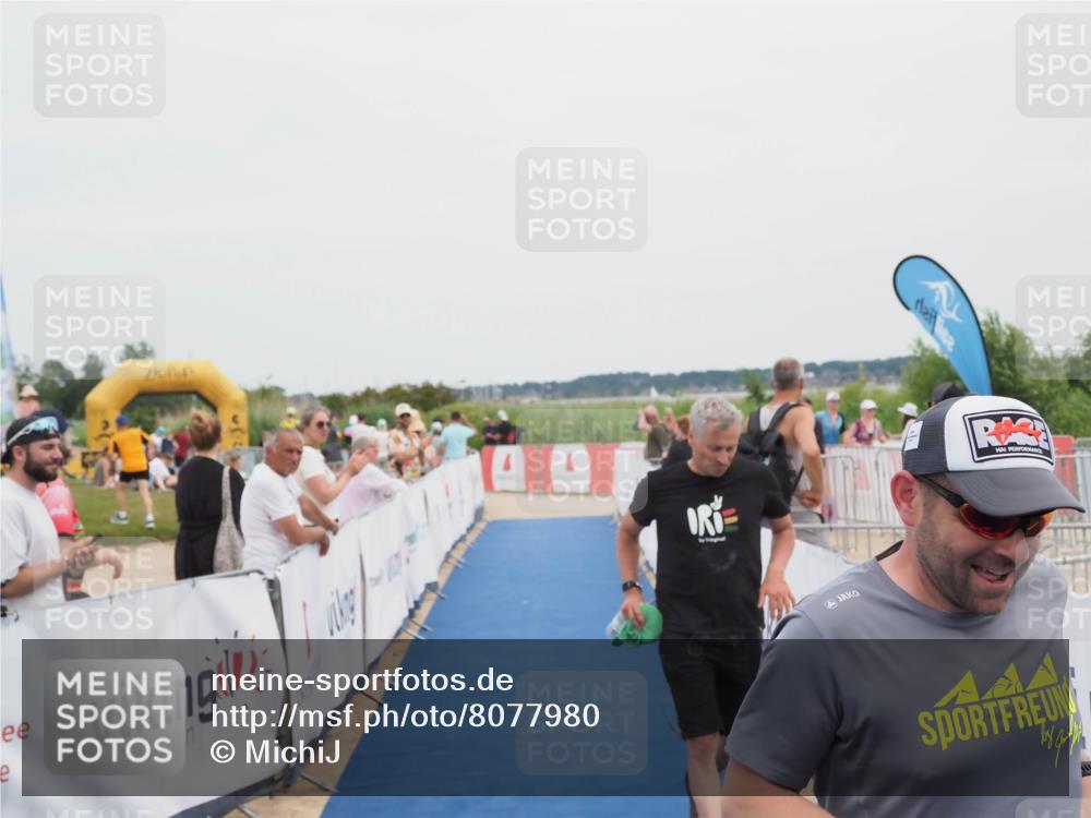 22.06.2025 - Viking Triathlon MichiJ http://msf.ph/oto/8077980 22.06.2025 14:36:05 Ziel 620 meine-sportfotos.de