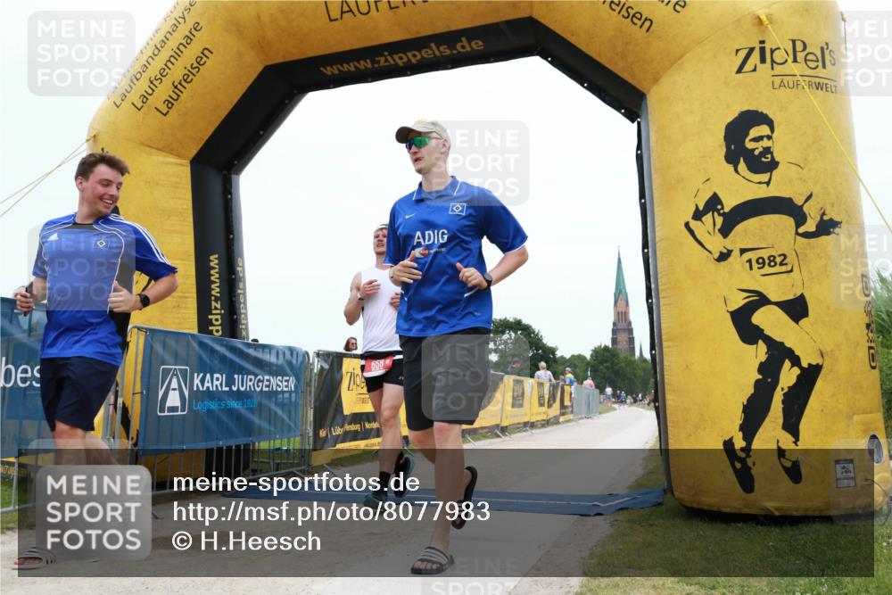 22.06.2025 - Viking Triathlon H.Heesch http://msf.ph/oto/8077983 22.06.2025 15:22:39 Laufen 658 meine-sportfotos.de