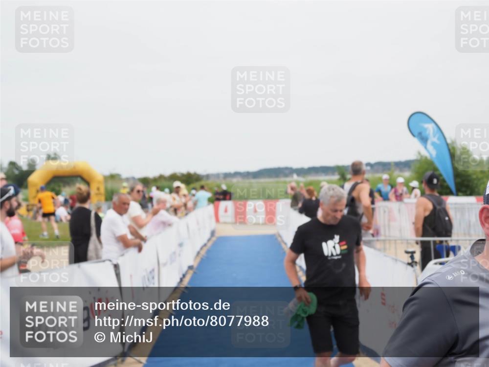 22.06.2025 - Viking Triathlon MichiJ http://msf.ph/oto/8077988 22.06.2025 14:36:05 Ziel 620 meine-sportfotos.de