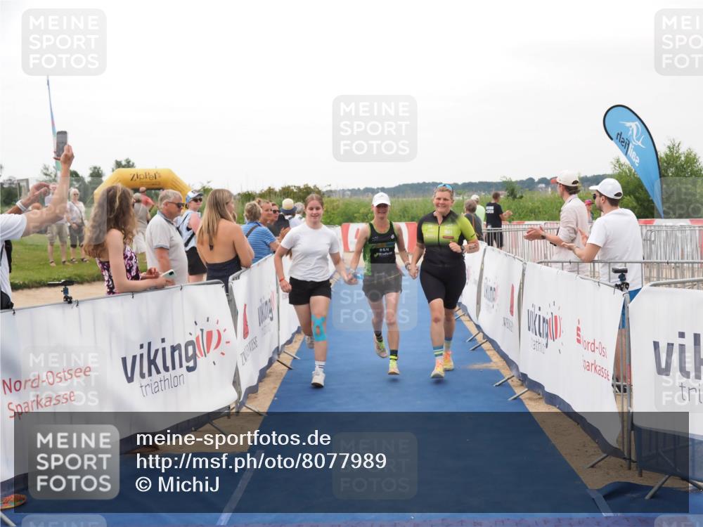 22.06.2025 - Viking Triathlon MichiJ http://msf.ph/oto/8077989 22.06.2025 15:55:08 Ziel 636 meine-sportfotos.de