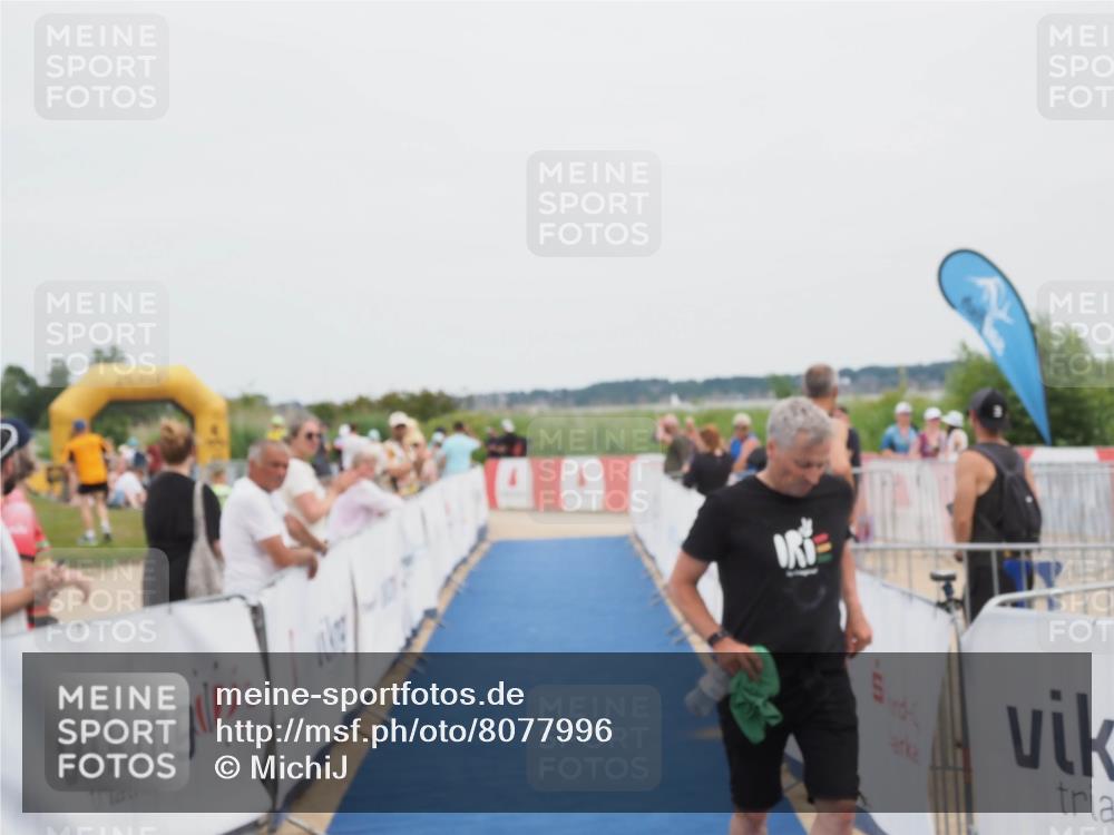 22.06.2025 - Viking Triathlon MichiJ http://msf.ph/oto/8077996 22.06.2025 14:36:05 Ziel 620 meine-sportfotos.de
