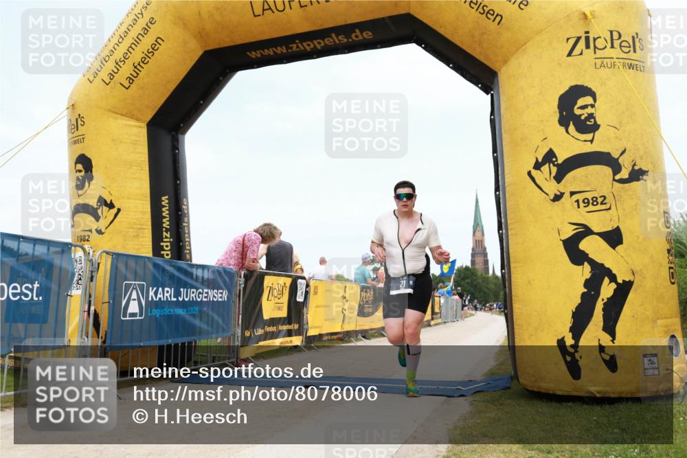 22.06.2025 - Viking Triathlon H.Heesch http://msf.ph/oto/8078006 22.06.2025 14:34:48 Laufen 21 meine-sportfotos.de
