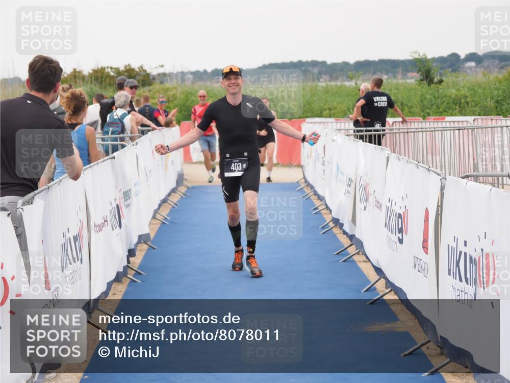 22.06.2025 - Viking Triathlon MichiJ http://msf.ph/oto/8078011 22.06.2025 16:03:01 Ziel 183, 403, 650 meine-sportfotos.de