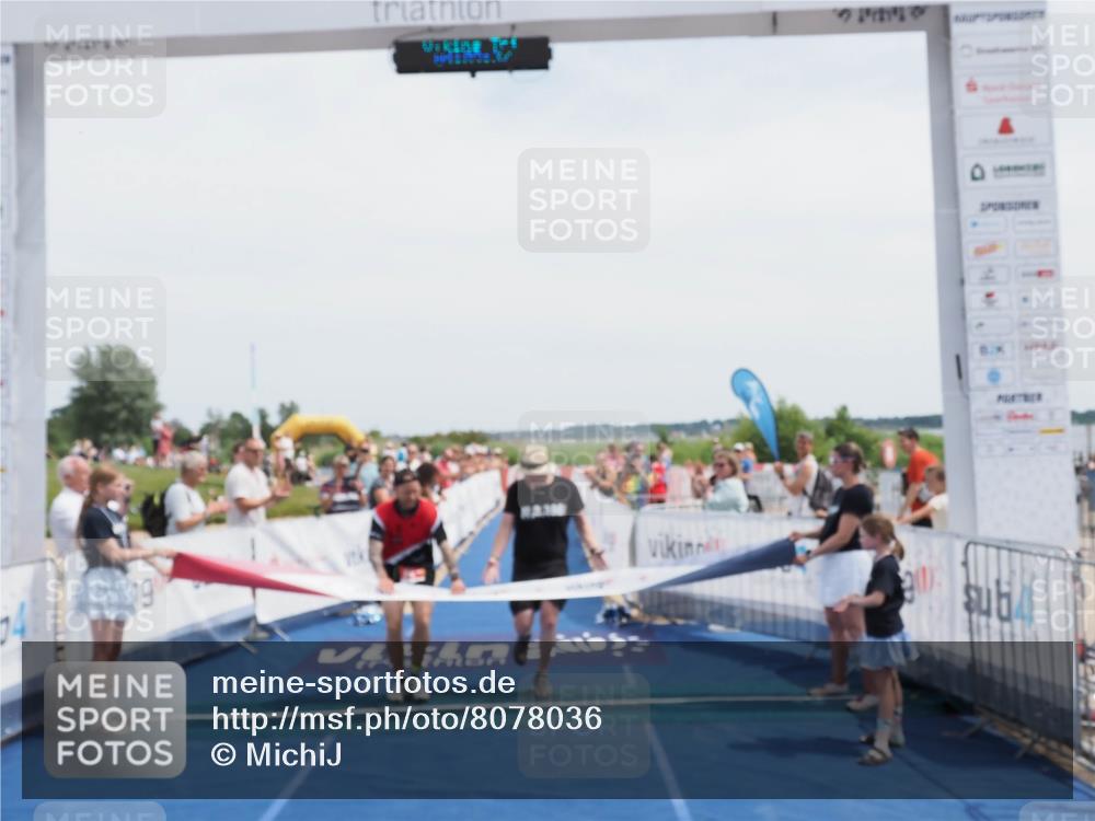 22.06.2025 - Viking Triathlon MichiJ http://msf.ph/oto/8078036 22.06.2025 14:09:46 Ziel 641 meine-sportfotos.de